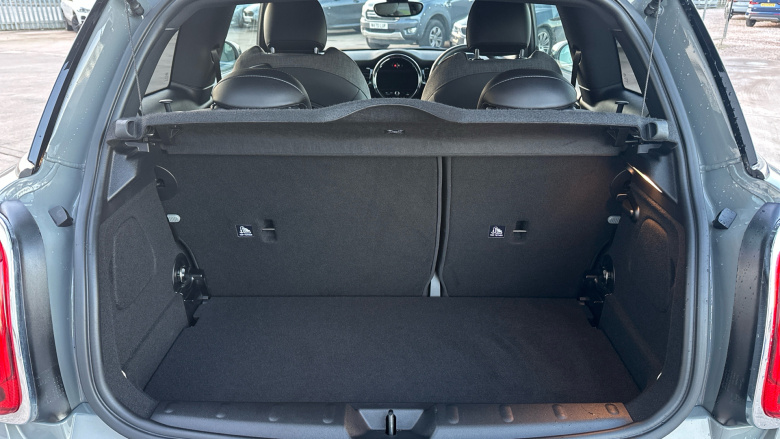 MINI Hatchback 135kW Cooper S Level 2 33kWh 3dr Auto Electric Hatchback